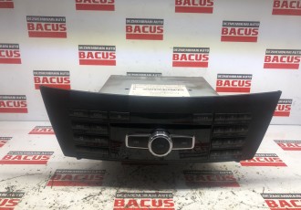 Radio  Mercedes Benz C-Class W204 A2049009410