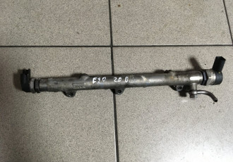 Rampa injectoare BMW E90 2.0 D cod: 778716406