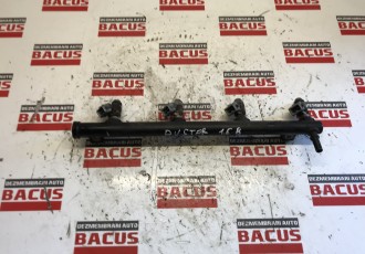 Rampa injectoare Cu Injectoare Dacia Duster 1 - 1.6 Benzina 16v Cod 8200139674C