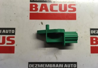 Senzor impact Audi A4 B8 cod: 1k0909606c