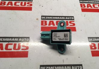 Senzor impact Audi A4 B8 cod: 8k0955557c