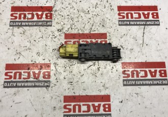 Senzor Impact Audi / Seat / Skoda / Vw Cod: 8J0959651