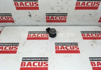 SENZOR PARCARE BARA SPATE FORD FOCUS COD- MU5T15K859CAW