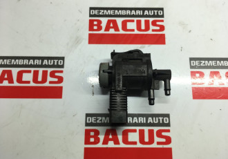 Supapa vacuum VW Golf 5 cod: 1k0906283a