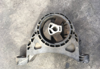 Tampon motor Opel Astra J 2.0 CDTI 