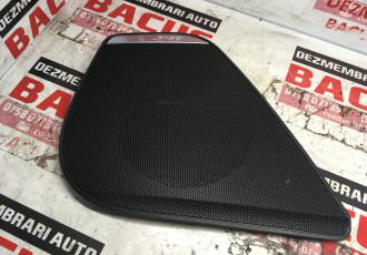 Trim Bose boxa usa dreapta Audi A6 cod: 4g0035436a