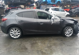 USA FATA DREAPTA MAZDA 3; 2.2 DIESEL SKAI-ACTIV; AN-2015; KM-167.000 	