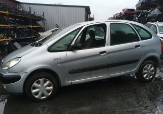 USA STANGA FATA CITROEN XSARA PICASSO 1.8 BENZINA AN 2002 KM-190.000